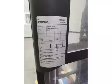 Stapelaars met staplatform  Toyota SWE200D (5)