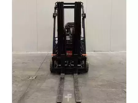 4-wiel elektrische heftrucks 2017  Toyota 8FBMT18 (3)