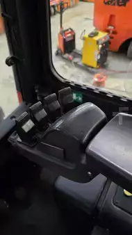 Carrelli elettrici 4 ruote 2017  Carer Z40H (4)