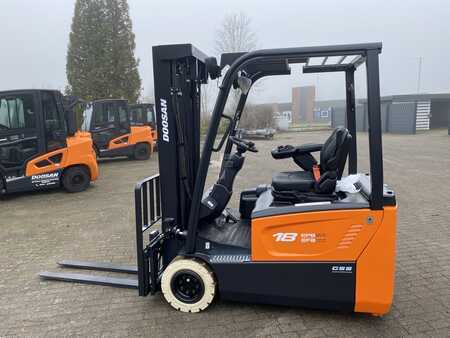 Eléctrica de 3 ruedas 2022  Doosan B18T-7 Plus (2)