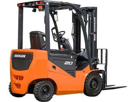 Elektro čtyřkolový VZV 2021  Doosan B15NS (3)