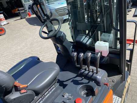 Chariots électriques à 4 roues 2023  Bobcat B35X-7 Plus (5)