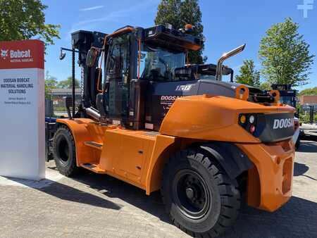 Diesel gaffeltruck 2023  Doosan D160S-9 (1)