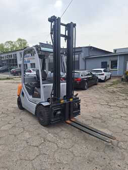 LPG Forklifts 2014  Still Rx70-22 (4)
