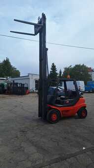 Wózki gazowe 2000  Linde h25t (5)