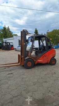 Wózki gazowe 2012  Linde h35t (2)