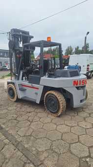 LPG heftrucks 1999  Nissan BF05H50U (2)