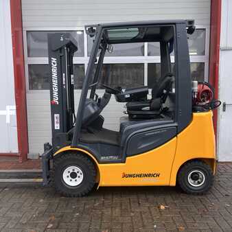 Carrelli elevatori GPL 2014  Jungheinrich TFG 316 s (1)