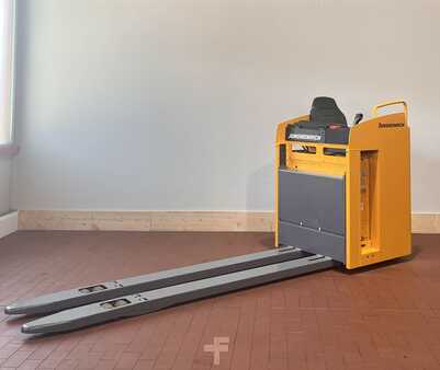 Niederhubwagen Sitz 2019 Jungheinrich ESE 320 (3)