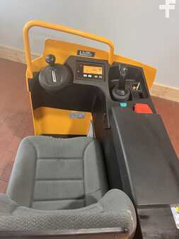 Niederhubwagen Sitz 2019 Jungheinrich ESE 320 (4)