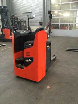 Stackers Stand-on 2018  Linde T25 R - 820 MM (4)