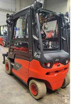 Electric - 4 wheels 2021  Linde E 25 : 2,5t (2)