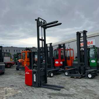 Compact Forklifts 2011  Linde L12LSP-133 Like new (7)