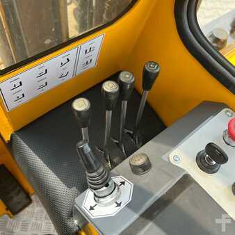 4-Vejs truck 2010  Combilift C3000  Forks Positioner (18)