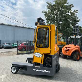 Čtyřcestný vysokozdvižný vozík 2010  Combilift [UltraForklifts] C3000  Forks Positioner  //Only 4.274mh!!// (3)