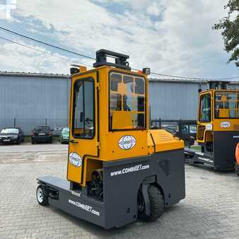 Čtyřcestný vysokozdvižný vozík 2010  Combilift [UltraForklifts] C3000  Forks Positioner  //Only 4.274mh!!// (4)