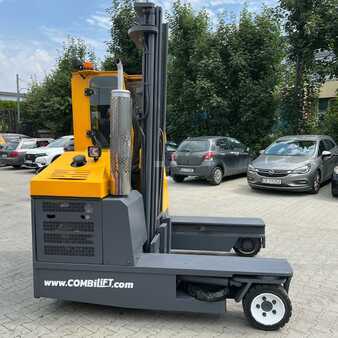 Čtyřcestný vysokozdvižný vozík 2010  Combilift [UltraForklifts] C3000  Forks Positioner  //Only 4.274mh!!// (8)