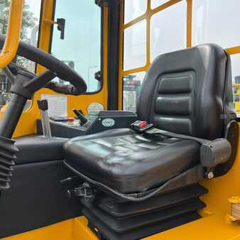 Čtyřcestný vysokozdvižný vozík 2007  Combilift [UltraForklifts] C4000 *Very Good condition* (9)