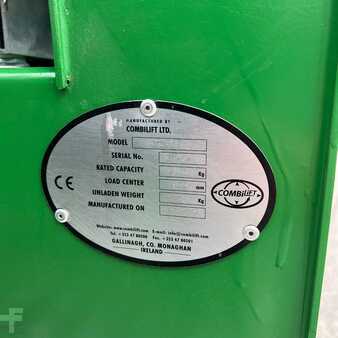 Carretilla de 4 vías 2017  Combilift [UltraForklifts] C3000 Wide Positioner (15)