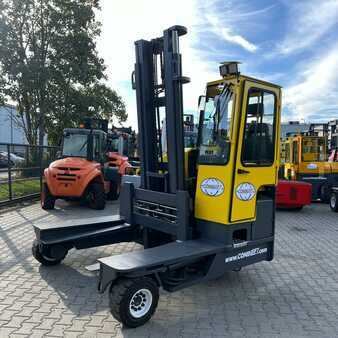 Carretilla de 4 vías 2016  Combilift [UltraForklifts] C4000 Diesel  // TOP (3)