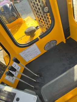 Carretilla de 4 vías 2001  Combilift [UltraForklifts] C4000 Triplex LOW HOURS (11)