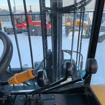 Rough Terrain Forklifts 2015  JCB [UltraForklifts] 926,2015 year (10)