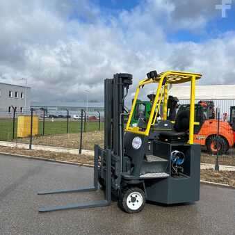 Four-way trucks 2016  Combilift [UltraForklifts] CB3000 Triplex+Side shift+ Positioner (1)