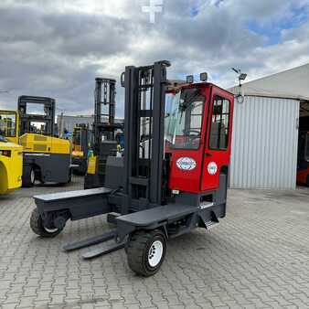 Chariots multidirectionnels 2018  Combilift [UltraForklifts] C5000XL Diesel *A/C Forks positioner* (1)