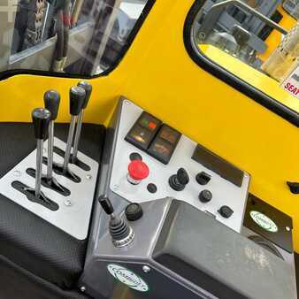 Empilhador Quatro caminhos 2014  Combilift [UltraForklifts] C5000 XL *Free Lift* (15)