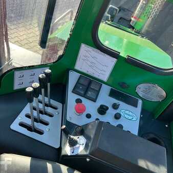 Carretilla de 4 vías 2012  Combilift [UltraForklifts] C4000 Triplex || Low Hours!! Kubota (10)