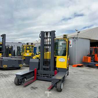 Carretilla de 4 vías 2014  Combilift [UltraForklifts] C4000 *Forks Positioner* (2)