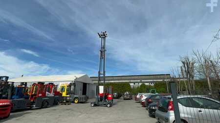 Carretilla de 4 vías 2005  Combilift [UltraForklifts] C4000  *9.3m Triplex (16)