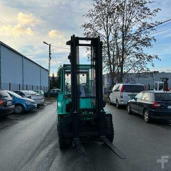 Dízel targoncák 2012  Mitsubishi [UltraForklifts] FD40N *Discount!* (4)