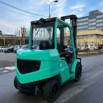 Dízel targoncák 2012  Mitsubishi [UltraForklifts] FD40N *Discount!* (7)