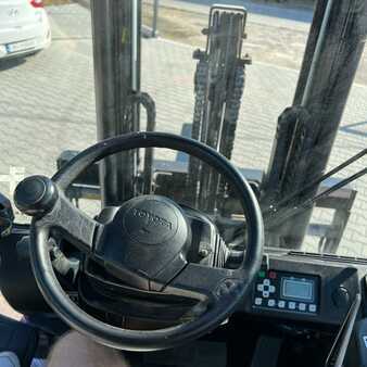 El Truck - 4-hjul 2016  Toyota [UltraForklifts] 8FBMT45  Long Forks *DISCOUNT!!* (12)