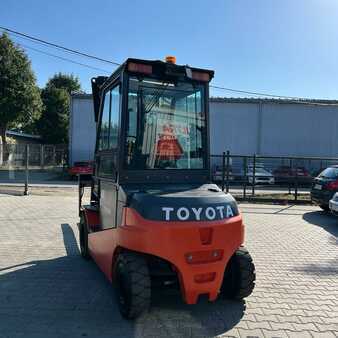 El Truck - 4-hjul 2016  Toyota [UltraForklifts] 8FBMT45  Long Forks *DISCOUNT!!* (4)