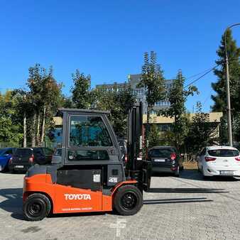 El Truck - 4-hjul 2016  Toyota [UltraForklifts] 8FBMT45  Long Forks *DISCOUNT!!* (6)