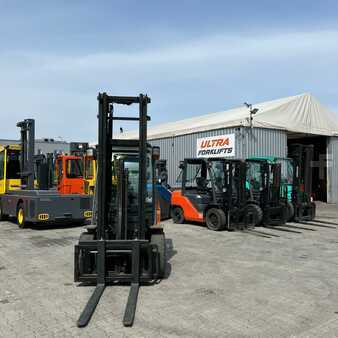Toyota [UltraForklifts] 3tons LPG  Free LIFT