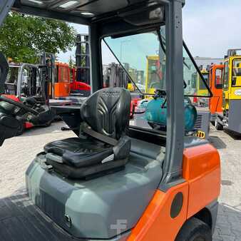 Toyota [UltraForklifts] 3tons LPG  Free LIFT