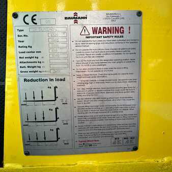 Chariots latéraux 2005  Baumann [UltraForklifts] DX50/12/45 (16)