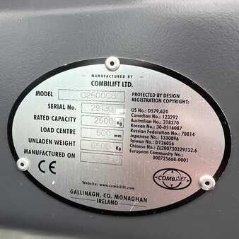 Four-way trucks 2015  Combilift C 2500 CBE Triplex *Reach Forks* (9)
