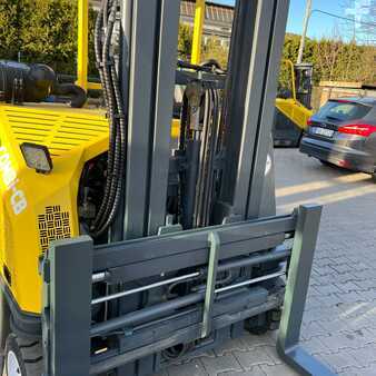 Four-way trucks 2016  Combilift [UltraForklifts] CB3000 Triplex (9)