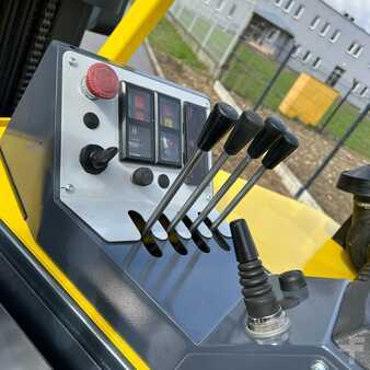 Four-way trucks 2016  Combilift [UltraForklifts] CB3000 Triplex+Side shift+ Positioner (13)