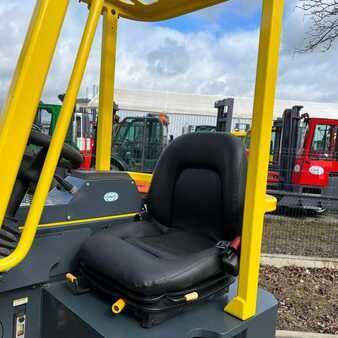 Four-way trucks 2016  Combilift [UltraForklifts] CB3000 Triplex+Side shift+ Positioner (8)