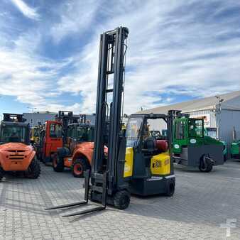 Turret Truck 2016  Aisle Master [UltraForklifts] 20WH *Perfect Condition* (1)