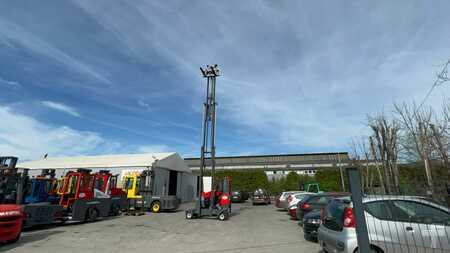 Four-way trucks 2005  Combilift [UltraForklifts] C4000  *9.3m Triplex (16)