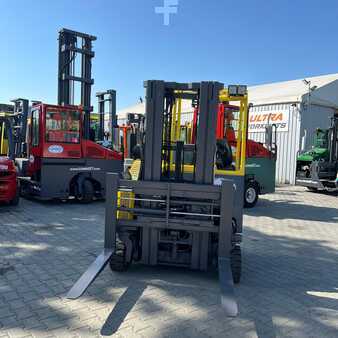 Čtyřcestný vysokozdvižný vozík 2014  Combilift [UltraForklifts] CB3000 Triplex (6)