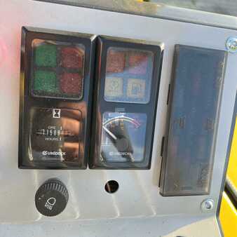 Négyutas targonca 2016  Combilift [UltraForklifts] CB3000 Triplex (15)