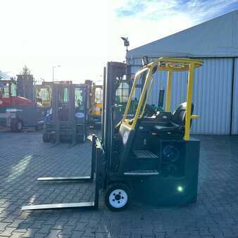 Négyutas targonca 2016  Combilift [UltraForklifts] CB3000 Triplex (2)