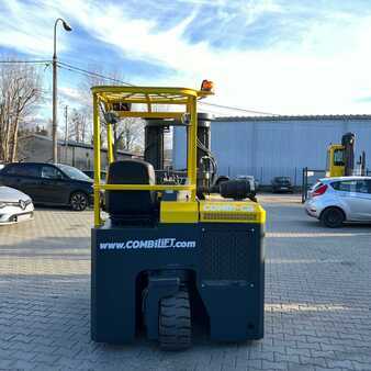 Négyutas targonca 2016  Combilift [UltraForklifts] CB3000 Triplex (4)
